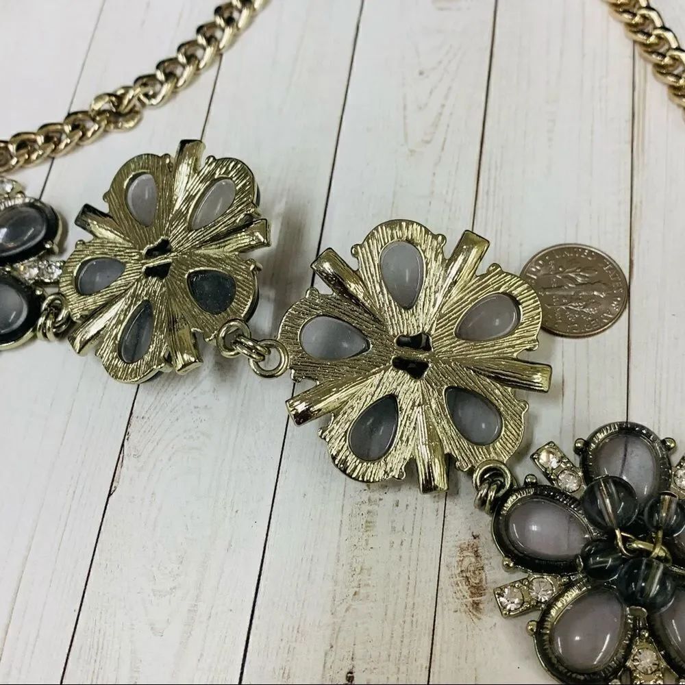 Gray Crystals Flower Statement Necklace - Picture 3 of 3